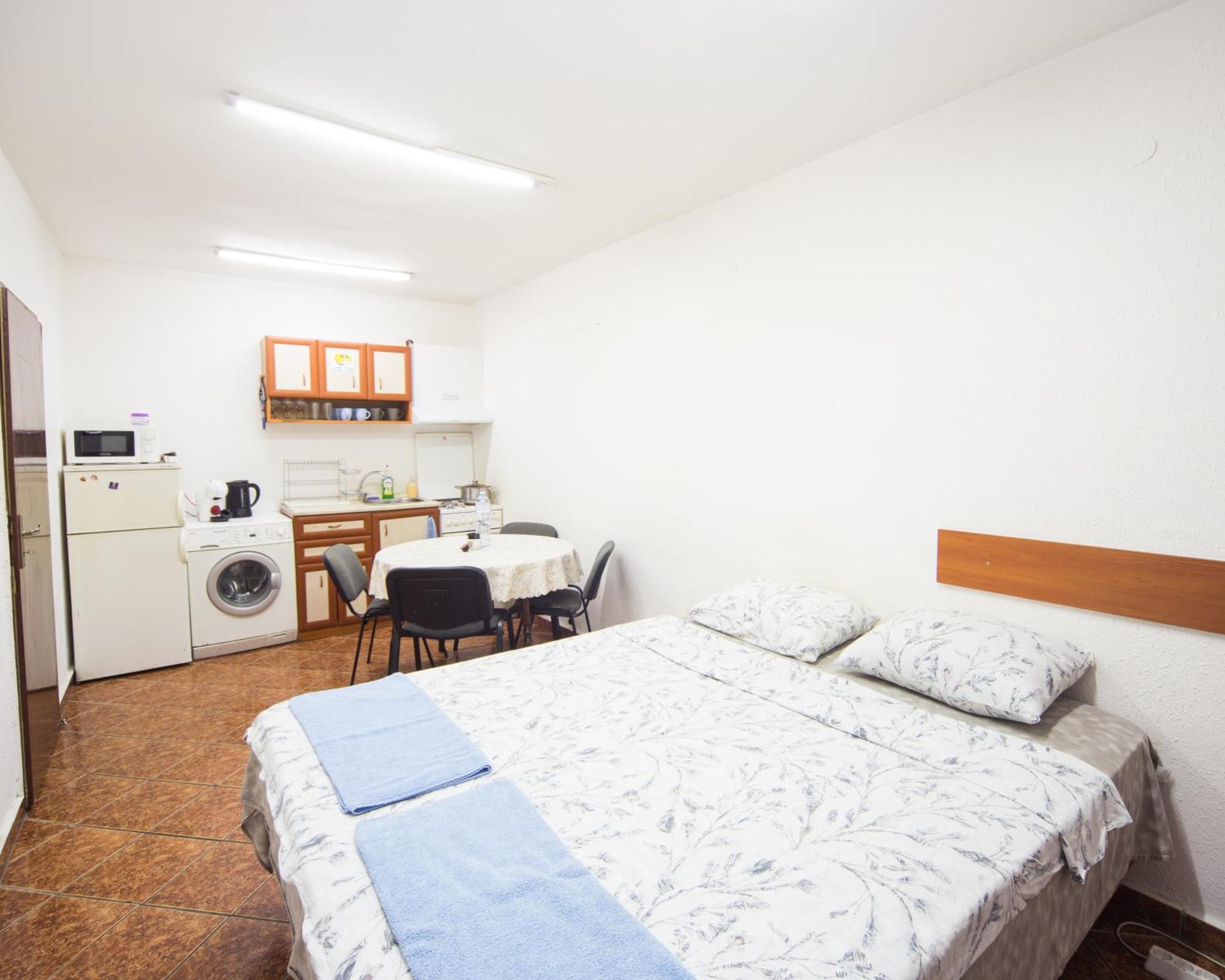 Center - Basic Flat - 10 Min To The Beach Apartment Burgas Bagian luar foto